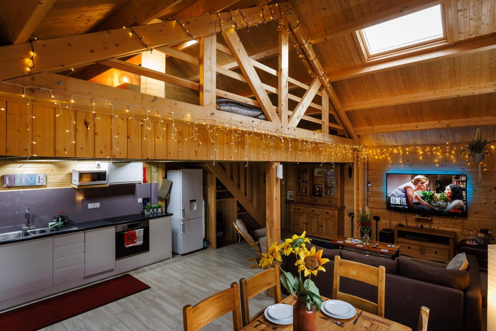 Spacious Cabin Evcharger And Free Parking Near Cambridge Екстер'єр фото