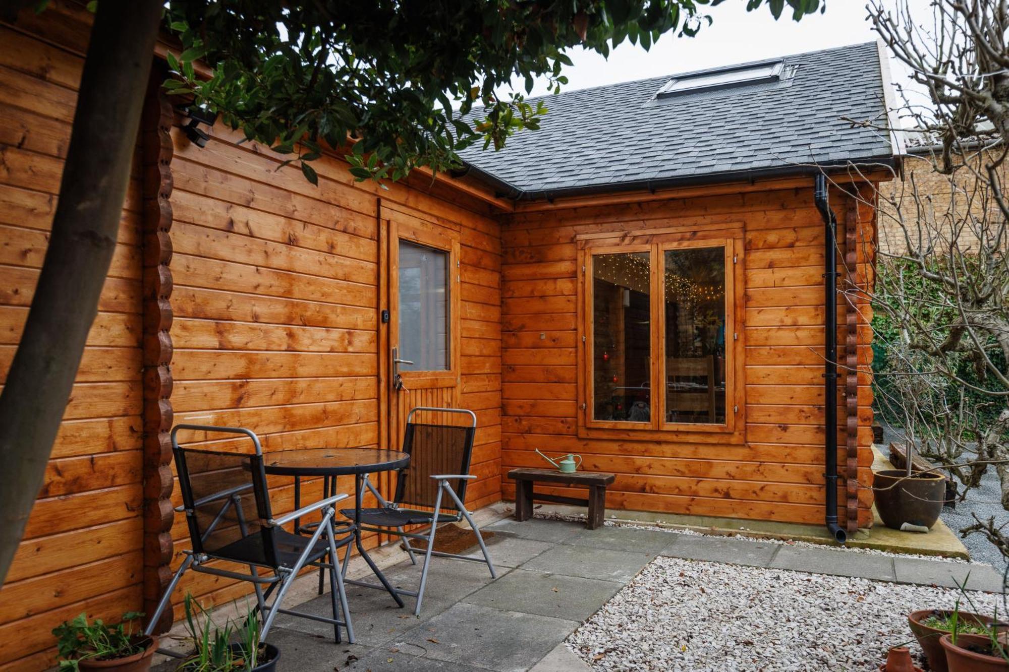 Spacious Cabin Evcharger And Free Parking Near Cambridge Екстер'єр фото