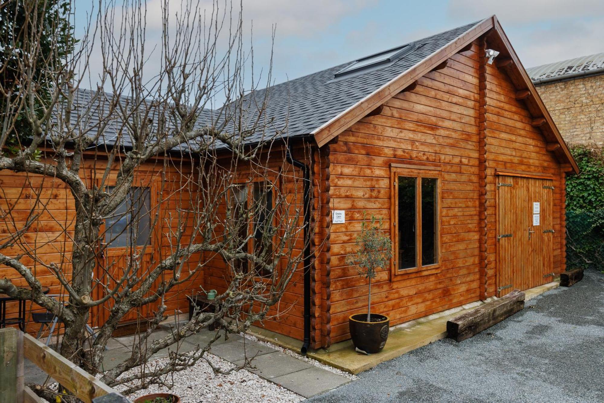 Spacious Cabin Evcharger And Free Parking Near Cambridge Екстер'єр фото