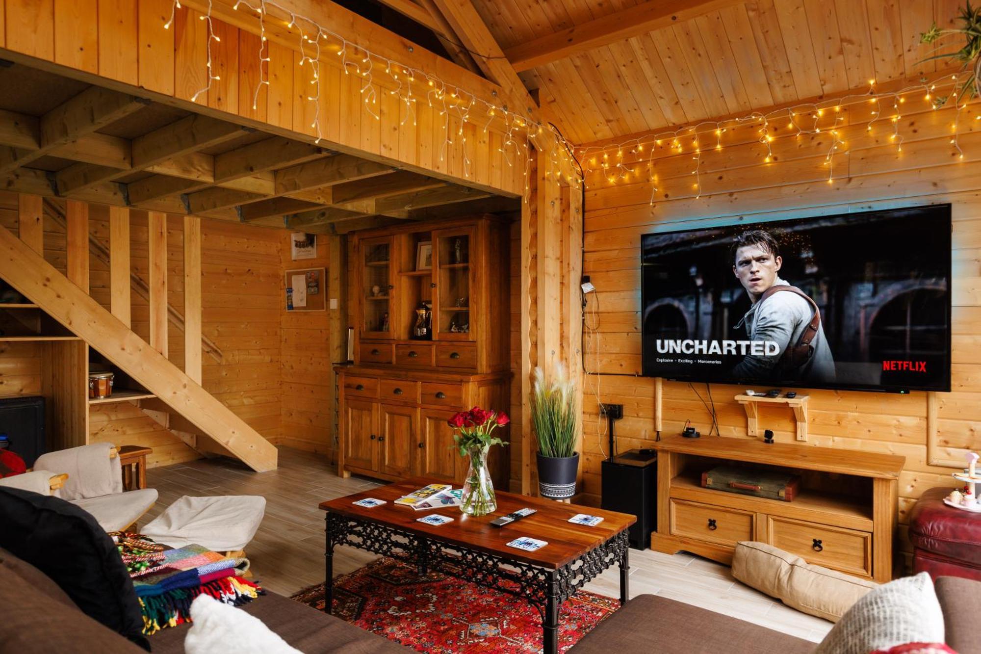 Spacious Cabin Evcharger And Free Parking Near Cambridge Екстер'єр фото