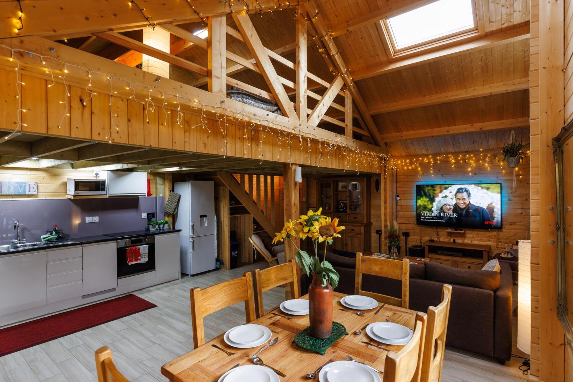 Spacious Cabin Evcharger And Free Parking Near Cambridge Екстер'єр фото